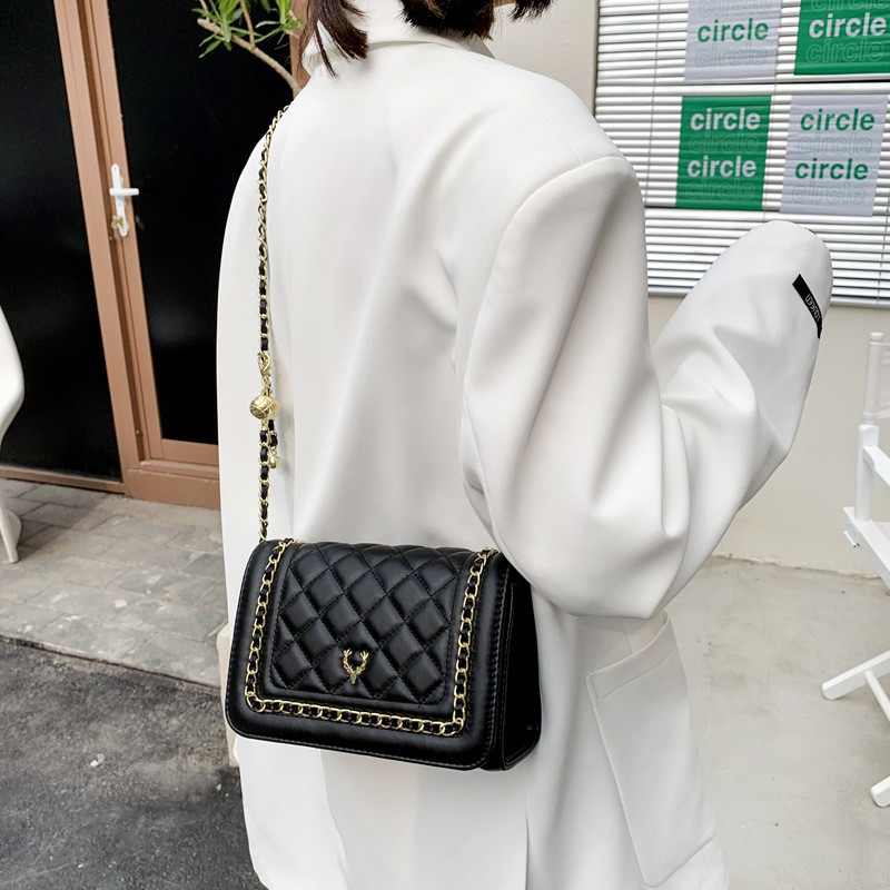 Fashionable Square Bag