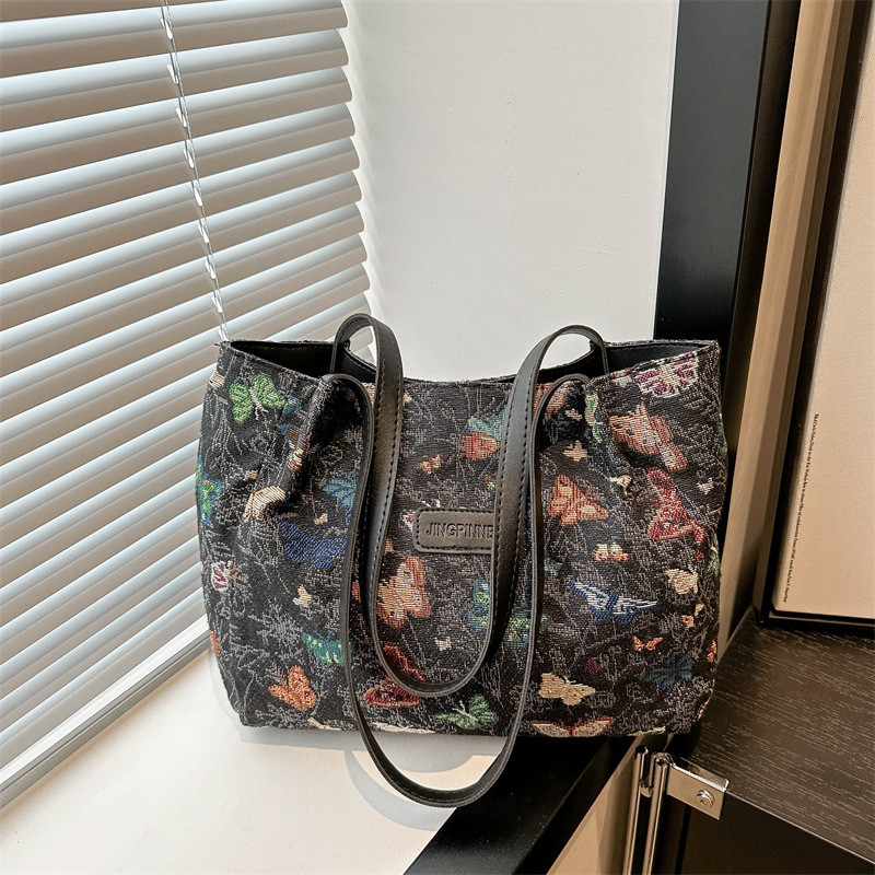 EliteCarry Large-Capacity Shoulder Bag