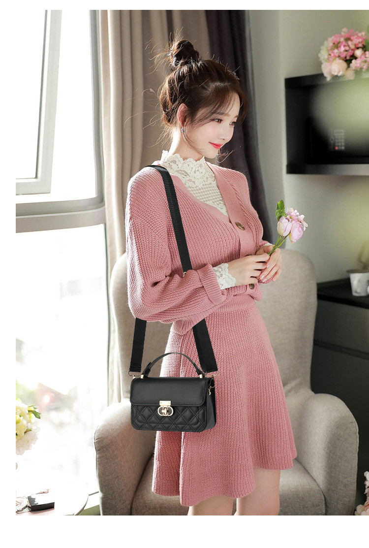 LuxeQuilt Diamond Shoulder Bag