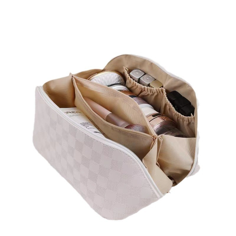 large capacity cosmetic bag